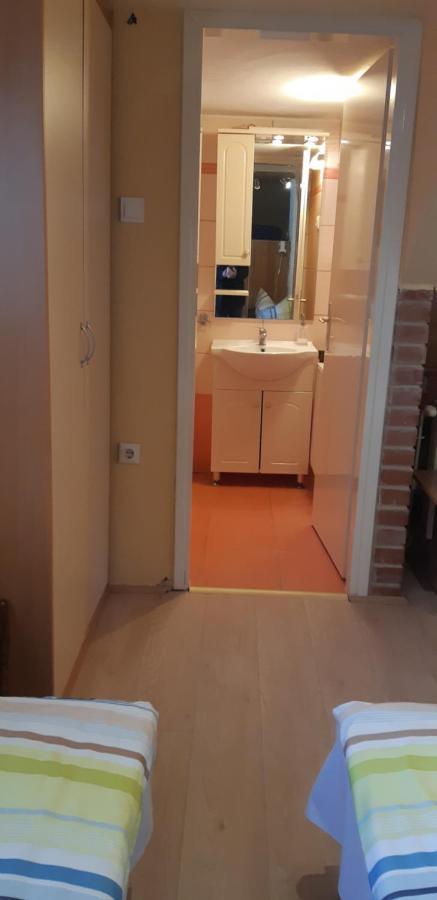 Antal Apartmanok Zalakaros Exterior photo